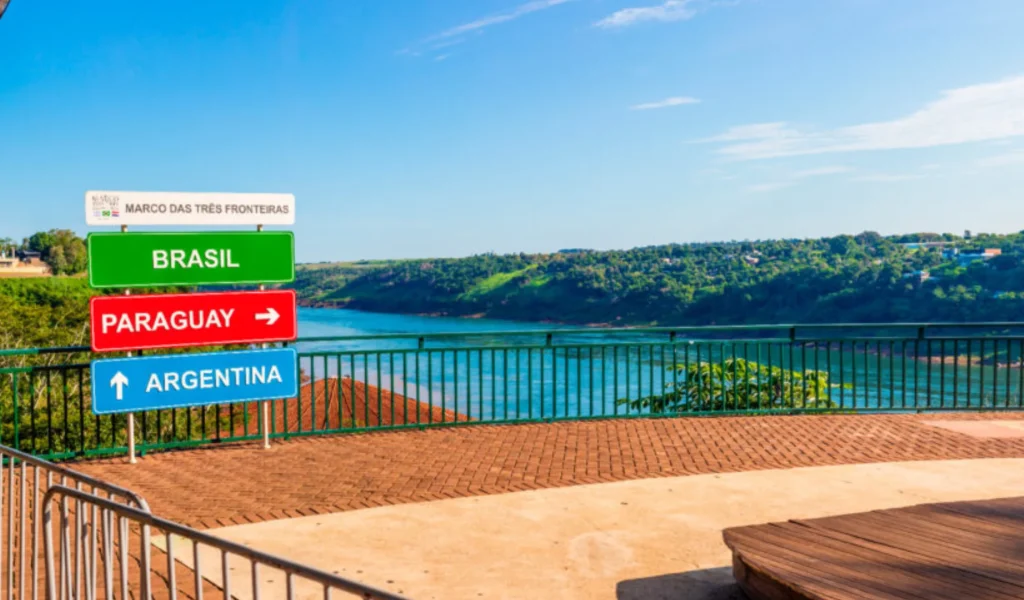 imagens - foz do iguaçu - marco das 3 fronteiras